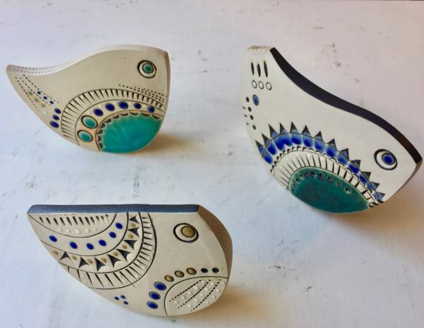 - a Ceramic by Katie Murton, measuring 7 x 10 cm (H x W) £32